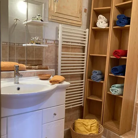 Maison Nicola * Fréjus